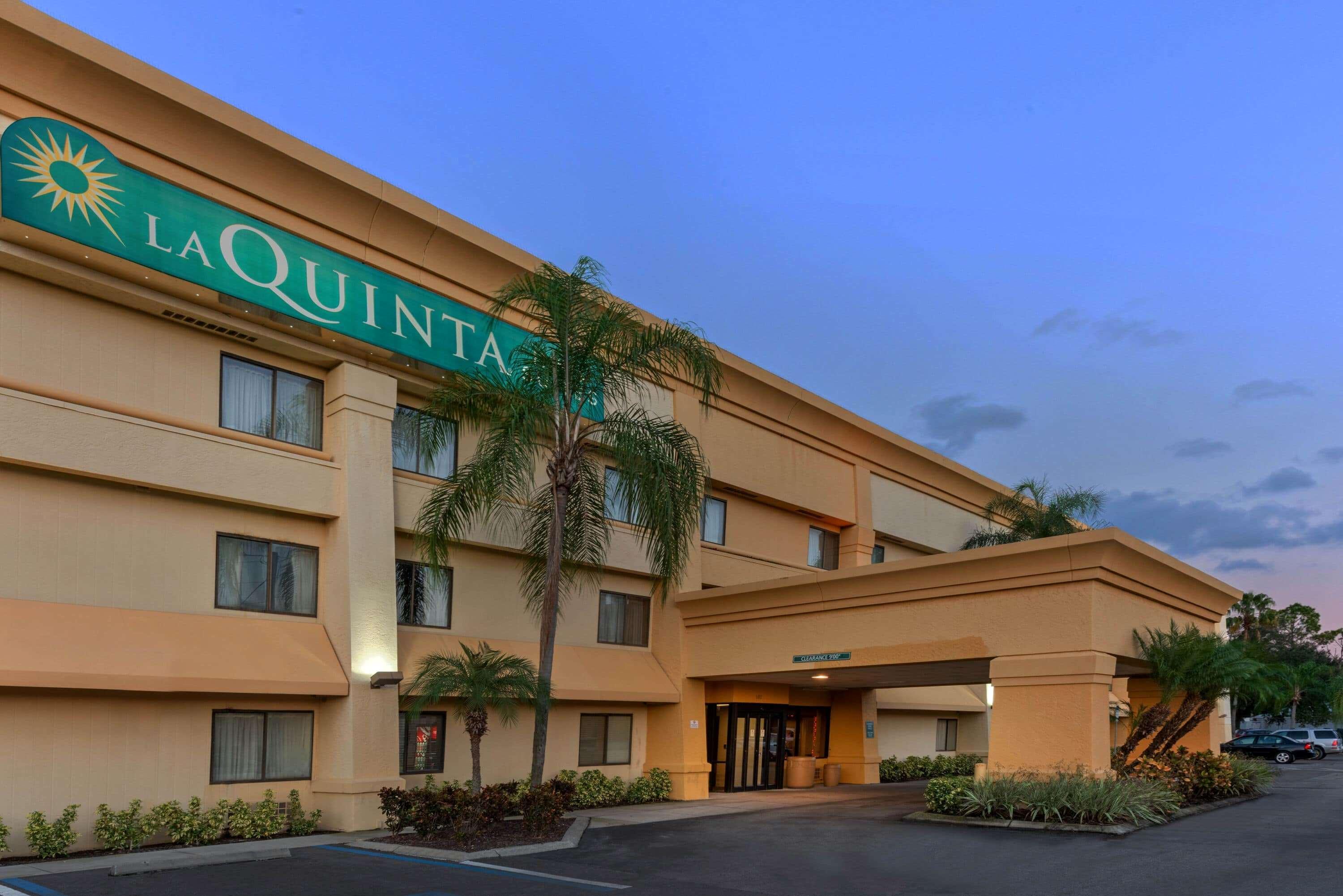 La Quinta By Wyndham Tampa Brandon West Hotel Exterior photo
